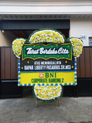 Papan Bunga Duka di Kur Selatan