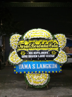 Papan Bunga Duka di Kur Selatan